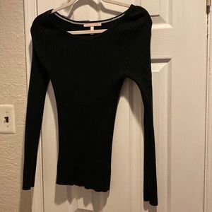 Victoria Secret size medium ribbed too long sleeved